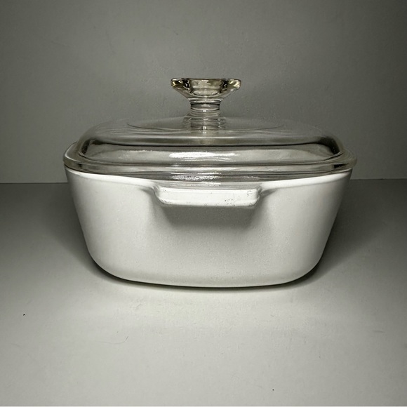 Vintage Corning Ware Blue Cornflower 1 1/2 qt Baking Dish with Pyrex Lid - Picture 2 of 15